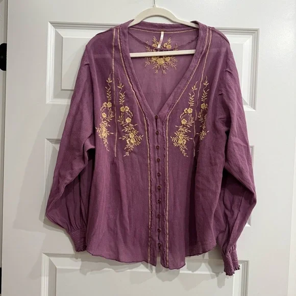 Free People Margie Balloon Sleeve Embroidered Top in Dusty Violet - Picture 4 of 10